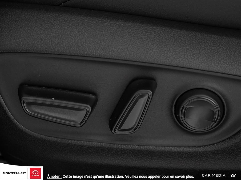 2025 Toyota RAV4 PLUG-IN HYBRID XSE TECHNOLOGY PACKAGE in Charlemagne, Quebec - 26 - w1024h768px
