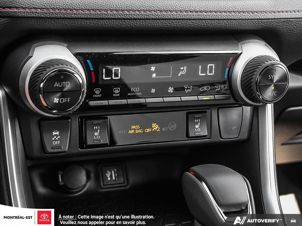 2025 Toyota RAV4 Plug-in Hybrid SE in Charlemagne, Quebec - 22 - w1024h768px