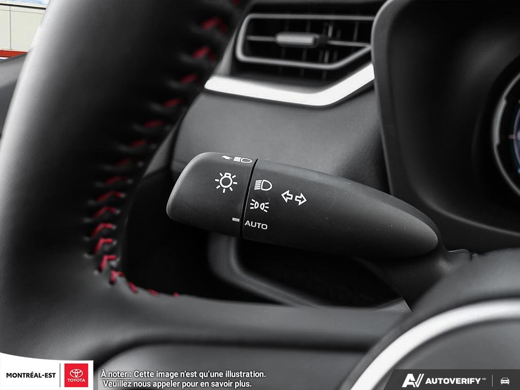 2025 Toyota RAV4 Plug-in Hybrid SE in Charlemagne, Quebec - 23 - w1024h768px