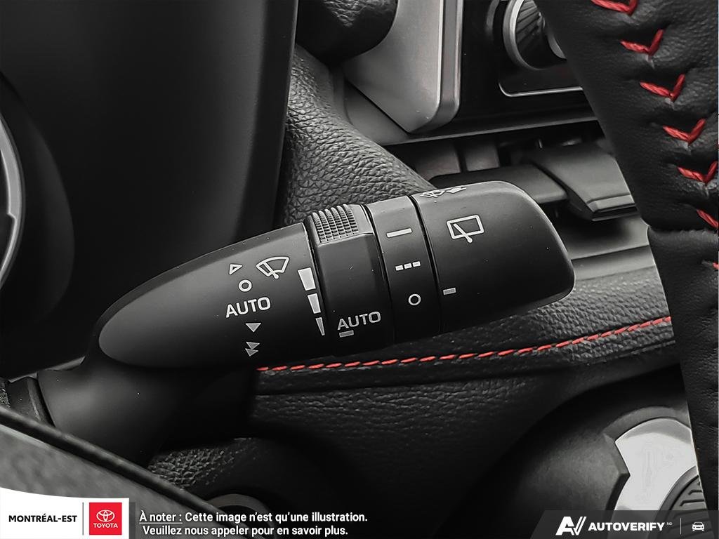 2025 Toyota RAV4 Plug-in Hybrid SE in Charlemagne, Quebec - 20 - w1024h768px