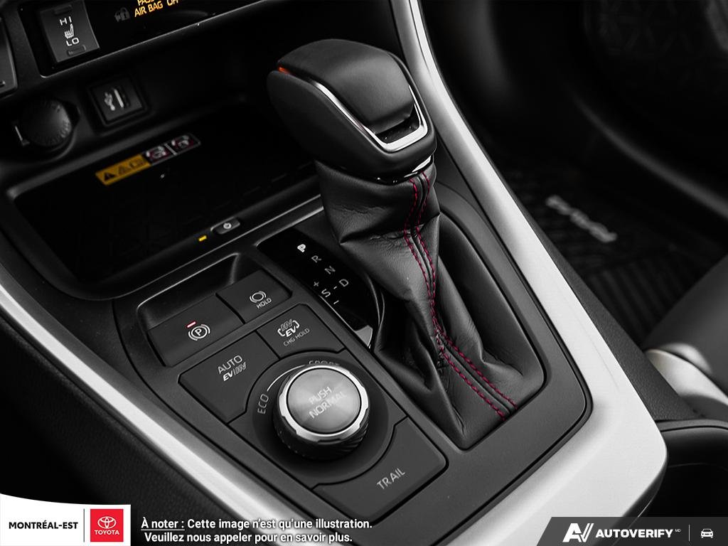 2025 Toyota RAV4 Plug-in Hybrid XSE in Charlemagne, Quebec - 16 - w1024h768px