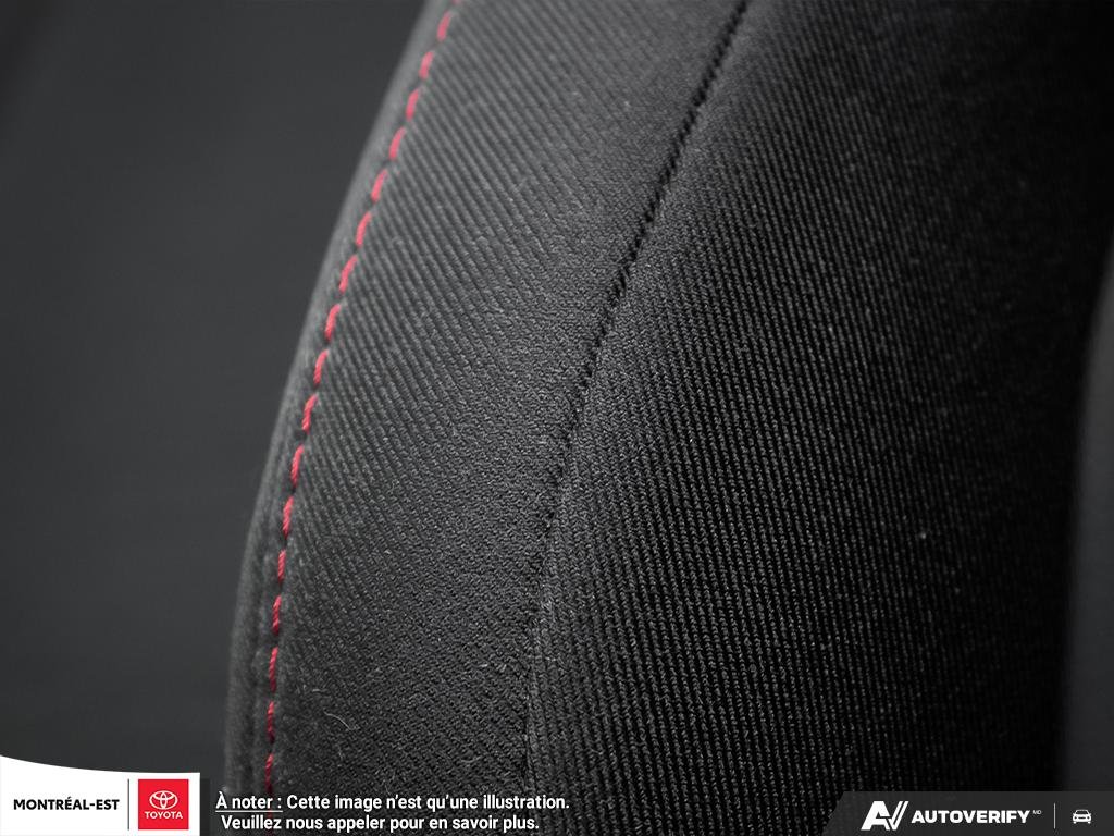 2025 Toyota RAV4 Plug-in Hybrid SE in Charlemagne, Quebec - 18 - w1024h768px