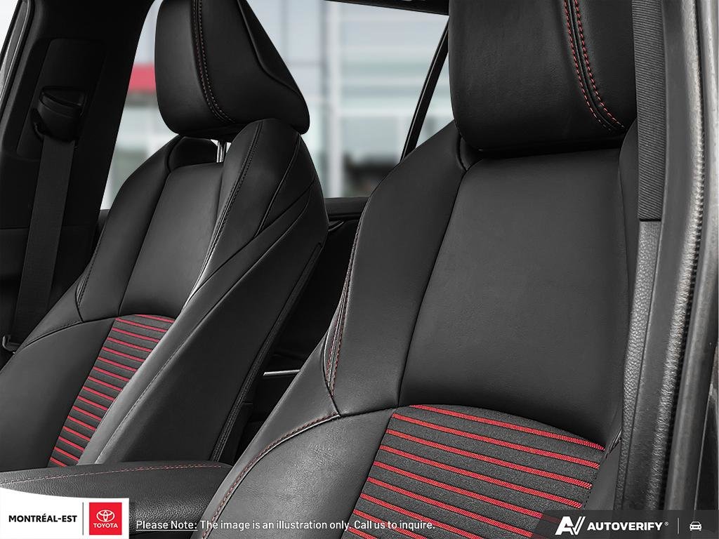 2025 Toyota RAV4 Plug-in Hybrid XSE Technology Package in Charlemagne, Quebec - 16 - w1024h768px