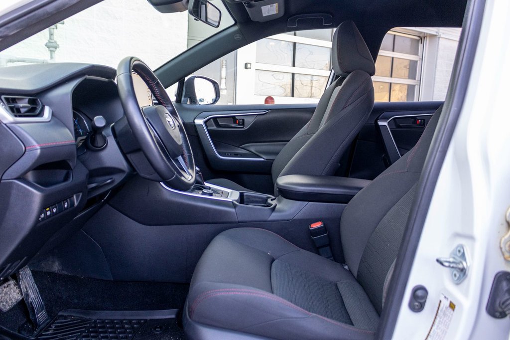 Toyota RAV4 Prime SE **HYBRIDE BRANCHABLE** TOIT+MAG+CAMÉRA+CARPLAY* 2021 à Saint-Jérôme, Québec - 24 - w1024h768px