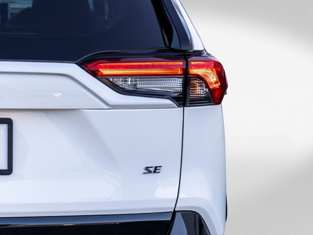 Toyota RAV4 Prime SE **HYBRIDE BRANCHABLE**JAMAIS ACCIDENTÉ** 2023 à Saint-Jérôme, Québec - 34 - w1024h768px