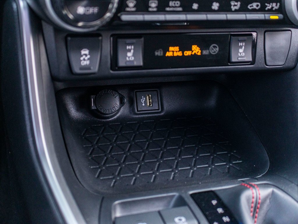 Toyota RAV4 Prime SE **HYBRIDE BRANCHABLE**JAMAIS ACCIDENTÉ** 2023 à Saint-Jérôme, Québec - 17 - w1024h768px