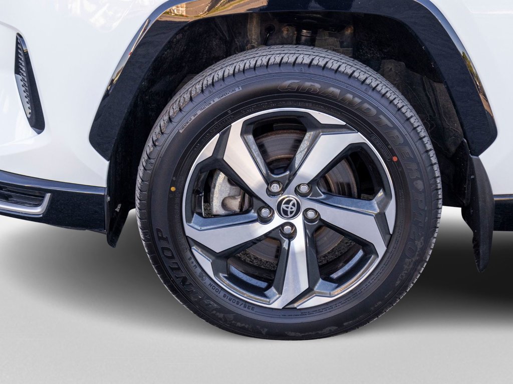 Toyota RAV4 Prime SE **HYBRIDE BRANCHABLE**JAMAIS ACCIDENTÉ** 2023 à Saint-Jérôme, Québec - 37 - w1024h768px