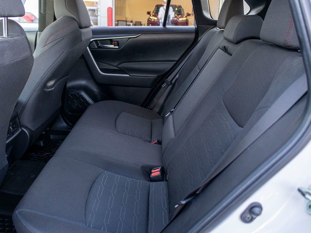Toyota RAV4 Prime SE **HYBRIDE BRANCHABLE**JAMAIS ACCIDENTÉ** 2023 à Saint-Jérôme, Québec - 31 - w1024h768px