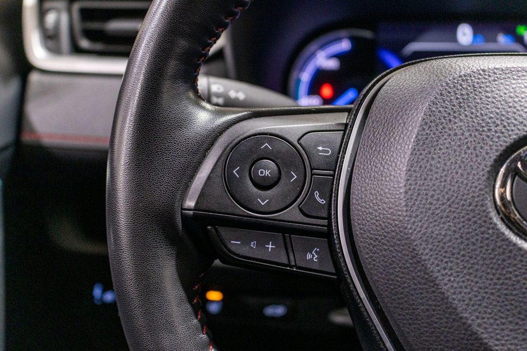 2024 Toyota RAV4 Prime SE **HYBRIDE BRANCHABLE**JAMAIS ACCIDENTÉ** in Charlemagne, Quebec - 11 - w1024h768px
