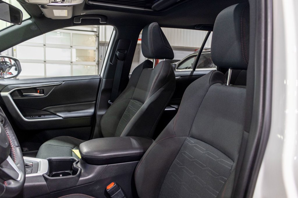 2024 Toyota RAV4 Prime SE **HYBRIDE BRANCHABLE**JAMAIS ACCIDENTÉ** in Charlemagne, Quebec - 25 - w1024h768px