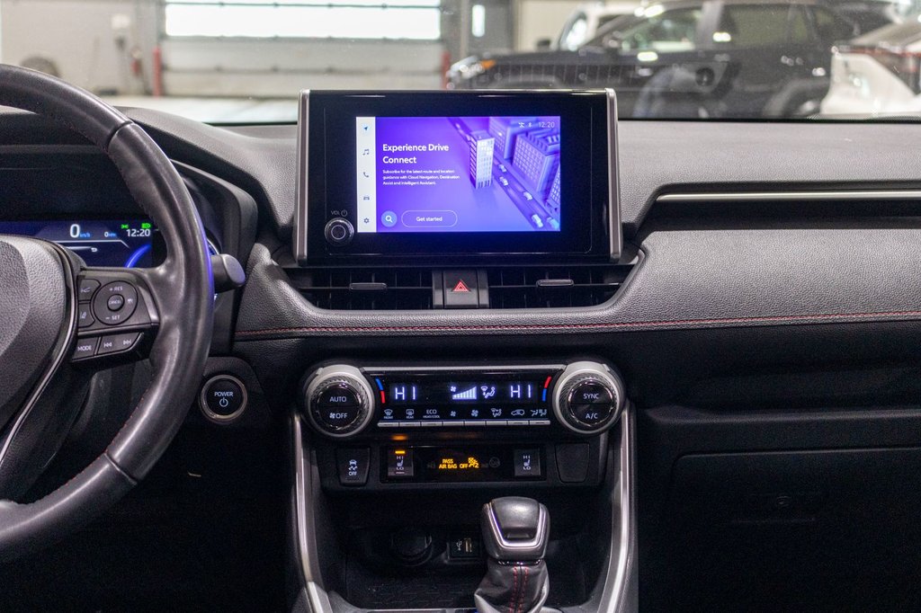 2024 Toyota RAV4 Prime SE **HYBRIDE BRANCHABLE**JAMAIS ACCIDENTÉ** in Charlemagne, Quebec - 9 - w1024h768px
