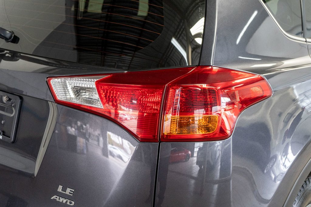 Toyota RAV4 LE AWD **JAMAIS ACCIDENTÉ+SIÈGES CHAUFANTS+CAMÉRA* 2015 à Charlemagne, Québec - 27 - w1024h768px