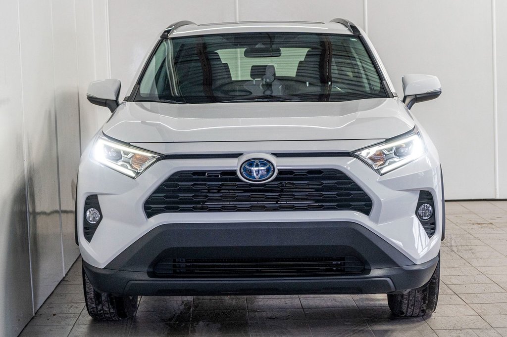 2019 Toyota RAV4 Hybride XLE AWD **JAMAIS ACCIDENTÉ** TOIT+MAG+CARPLAY in Charlemagne, Quebec - 2 - w1024h768px