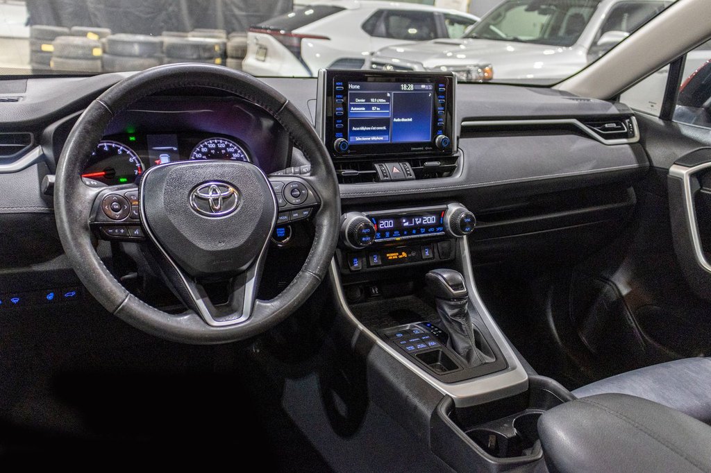 Toyota RAV4 XLE PREMIUM **JAMAIS ACCIDENTÉ+CUIR+TOIT+19PO** 2019 à Charlemagne, Québec - 6 - w1024h768px