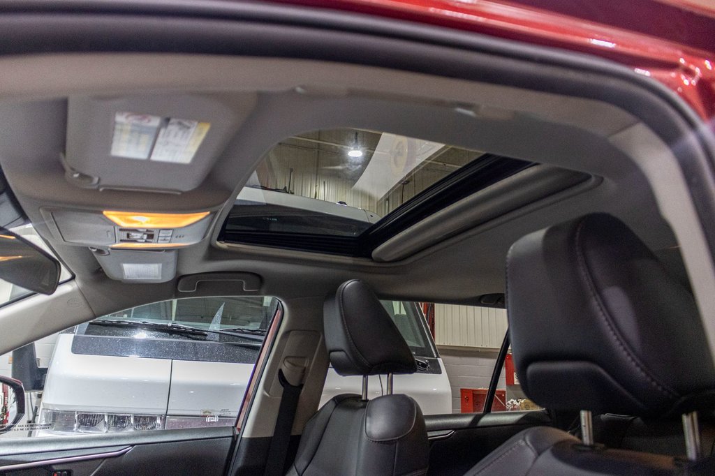 Toyota RAV4 XLE PREMIUM **JAMAIS ACCIDENTÉ+CUIR+TOIT+19PO** 2019 à Charlemagne, Québec - 26 - w1024h768px