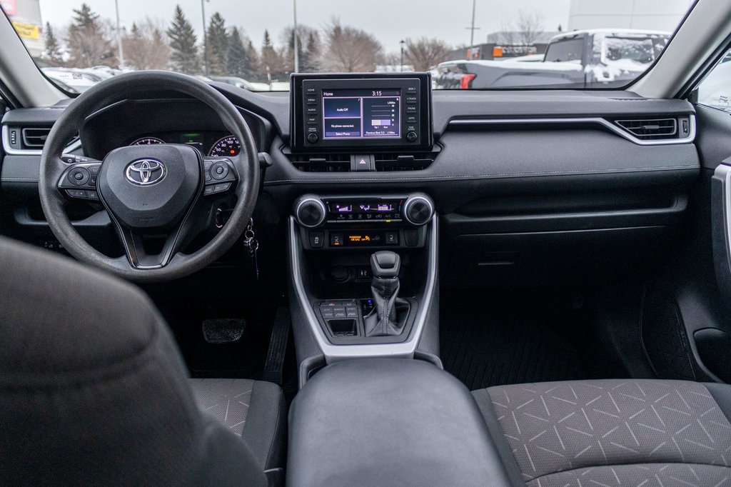 2019 Toyota RAV4 LE in Charlemagne, Quebec - 21 - w1024h768px