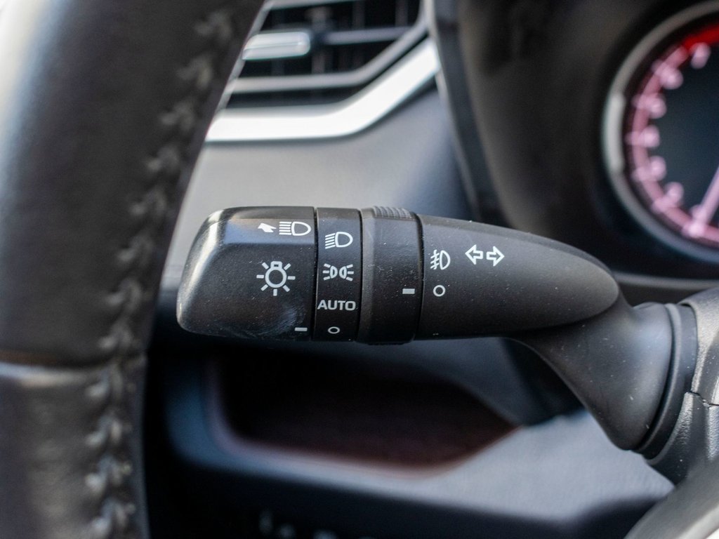 Toyota RAV4 LIMITED **JAMAIS ACCIDENTÉ+CUIR+TOIT+19PO** 2019 à Saint-Jérôme, Québec - 21 - w1024h768px