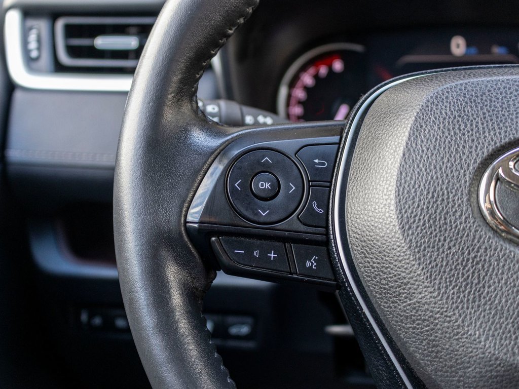 Toyota RAV4 LIMITED **JAMAIS ACCIDENTÉ+CUIR+TOIT+19PO** 2019 à Saint-Jérôme, Québec - 11 - w1024h768px