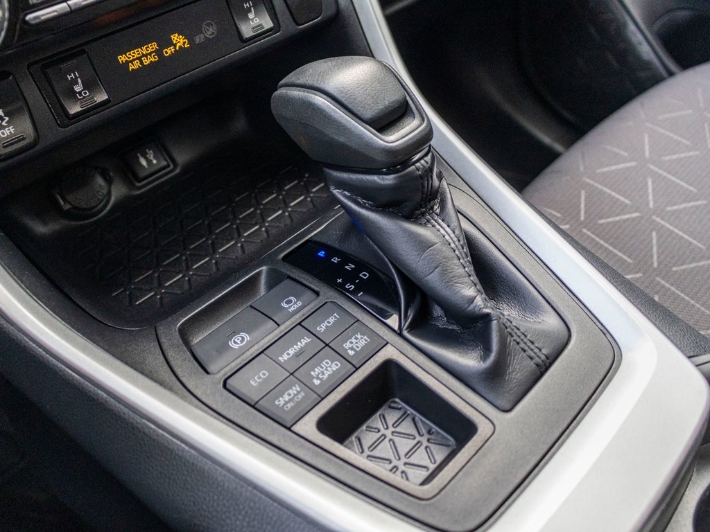 Toyota RAV4 XLE**JAMAIS ACCIDENTÉ + TOIT + CAM DE RECUL + MAGS 2019 à Saint-Jérôme, Québec - 14 - w1024h768px