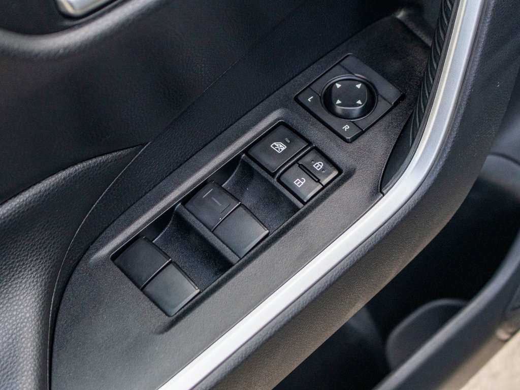 Toyota RAV4 XLE**JAMAIS ACCIDENTÉ + TOIT + CAM DE RECUL + MAGS 2019 à Saint-Jérôme, Québec - 29 - w1024h768px