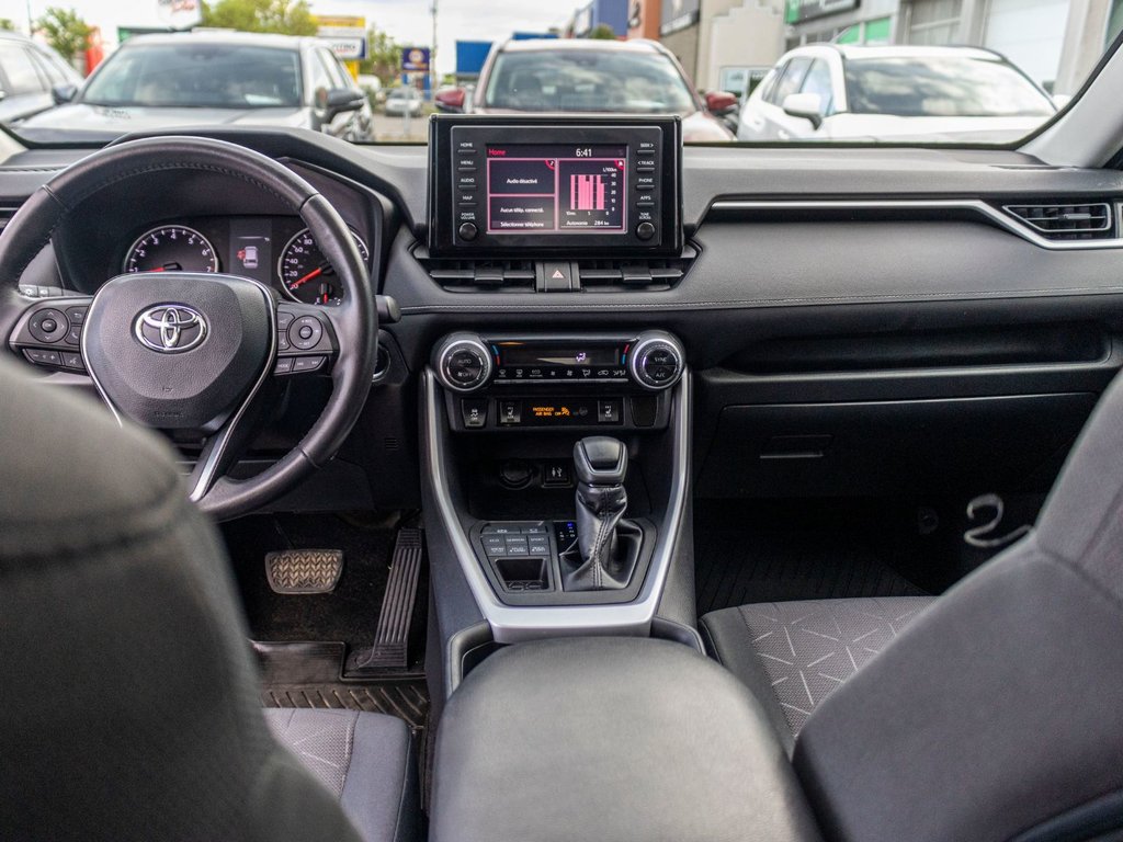 Toyota RAV4 XLE**JAMAIS ACCIDENTÉ + TOIT + CAM DE RECUL + MAGS 2019 à Saint-Jérôme, Québec - 23 - w1024h768px