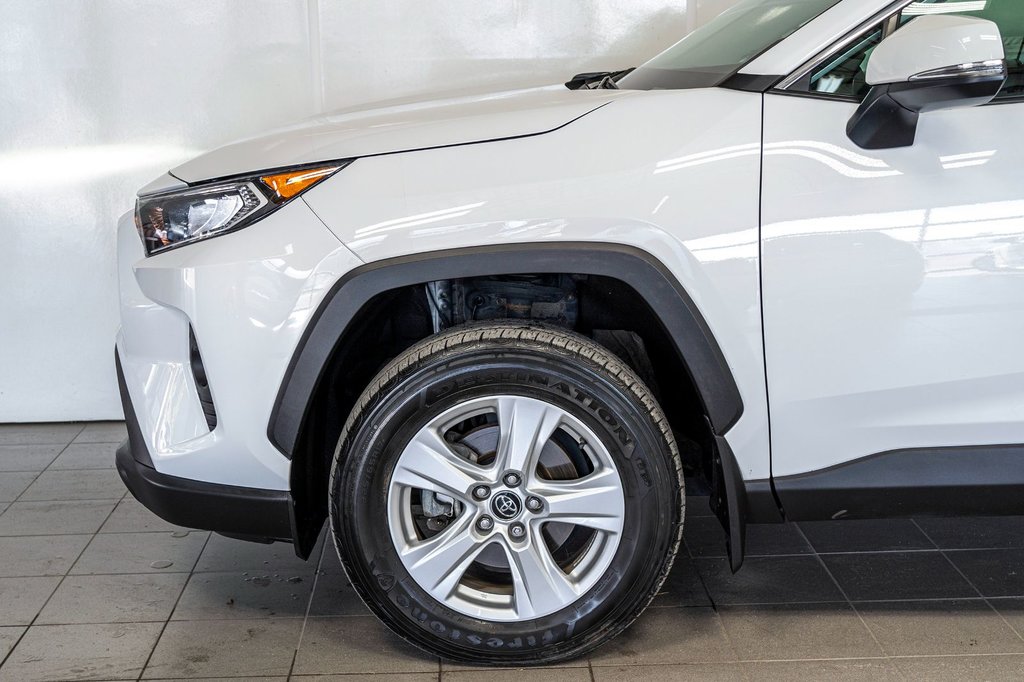 2020  RAV4 XLE AWD **JAMAIS ACCIDENTÉ** TOIT+MAG+CARPLAY in Charlemagne, Quebec - 29 - w1024h768px