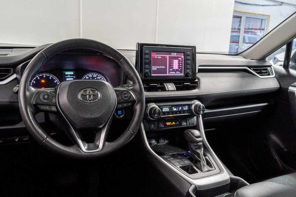 Toyota RAV4 XLE AWD+TOIT+MAG+CARPLAY+SIEGES CHAUFFANTS 2020 à Charlemagne, Québec - 6 - w1024h768px