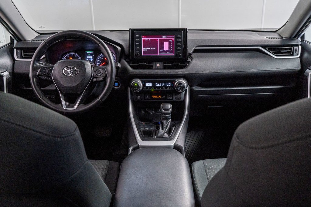 Toyota RAV4 XLE AWD+TOIT+MAG+CARPLAY+SIEGES CHAUFFANTS 2020 à Charlemagne, Québec - 19 - w1024h768px