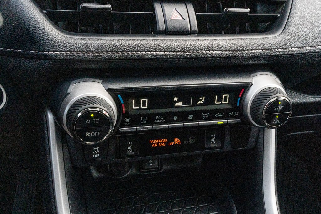 Toyota RAV4 XLE 2020 à Charlemagne, Québec - 14 - w1024h768px