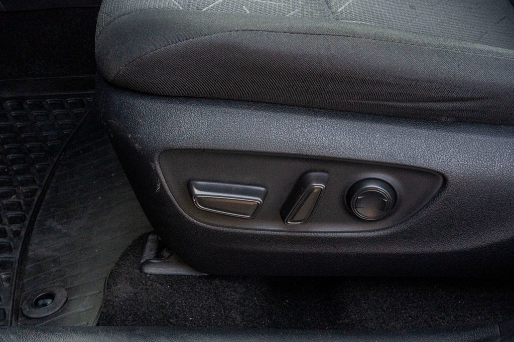 Toyota RAV4 XLE 2020 à Charlemagne, Québec - 21 - w1024h768px