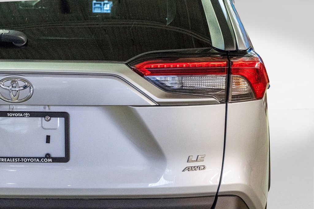Toyota RAV4 LE AWD **JAMAIS ACCIDENTÉ+CARPLAY+CAMÉRA** 2020 à Charlemagne, Québec - 22 - w1024h768px