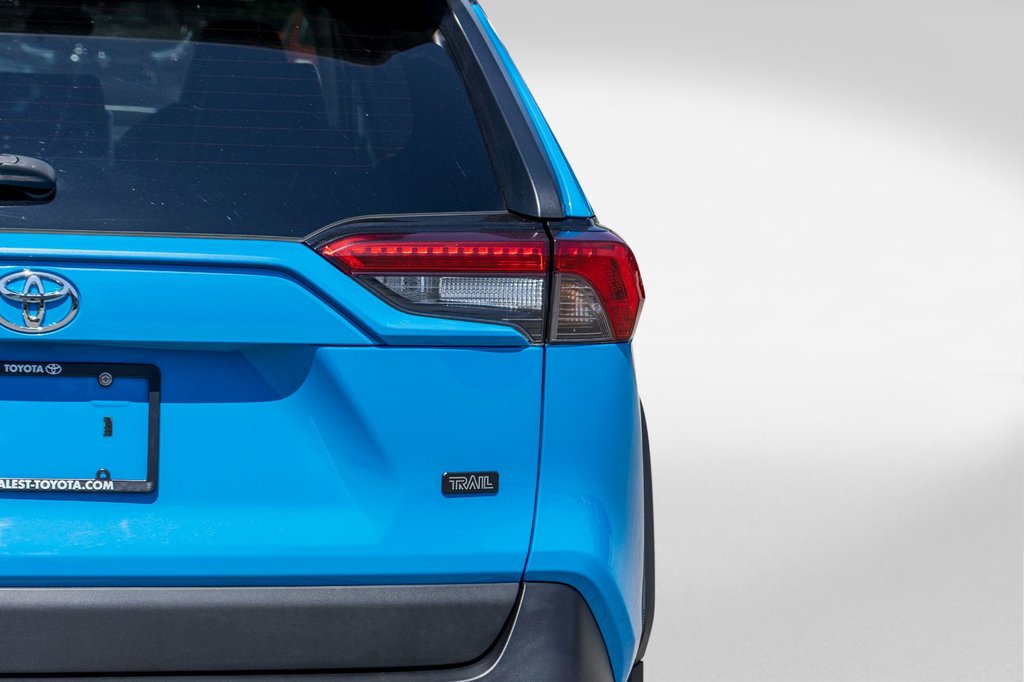 2020 Toyota RAV4 TRAIL **JAMAIS ACCIDENTÉ+CUIR+TOIT+19PO+3500LBS** in Charlemagne, Quebec - 33 - w1024h768px