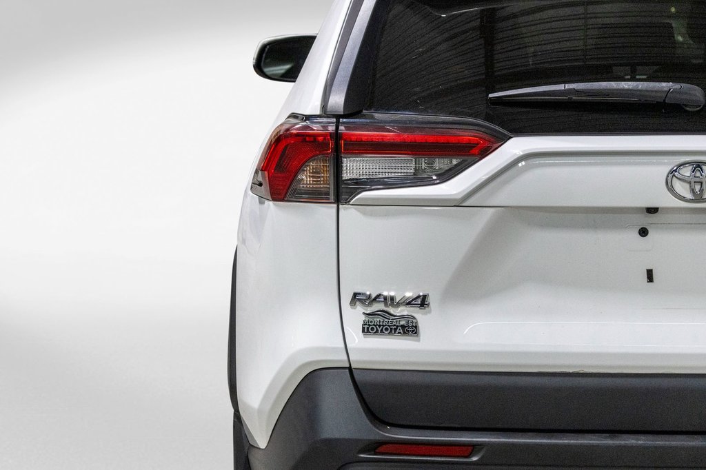 Toyota RAV4 LE **JAMAIS ACCIDENTÉ+CAMÉRA+CARPLAY** 2020 à Saint-Jérôme, Québec - 28 - w1024h768px