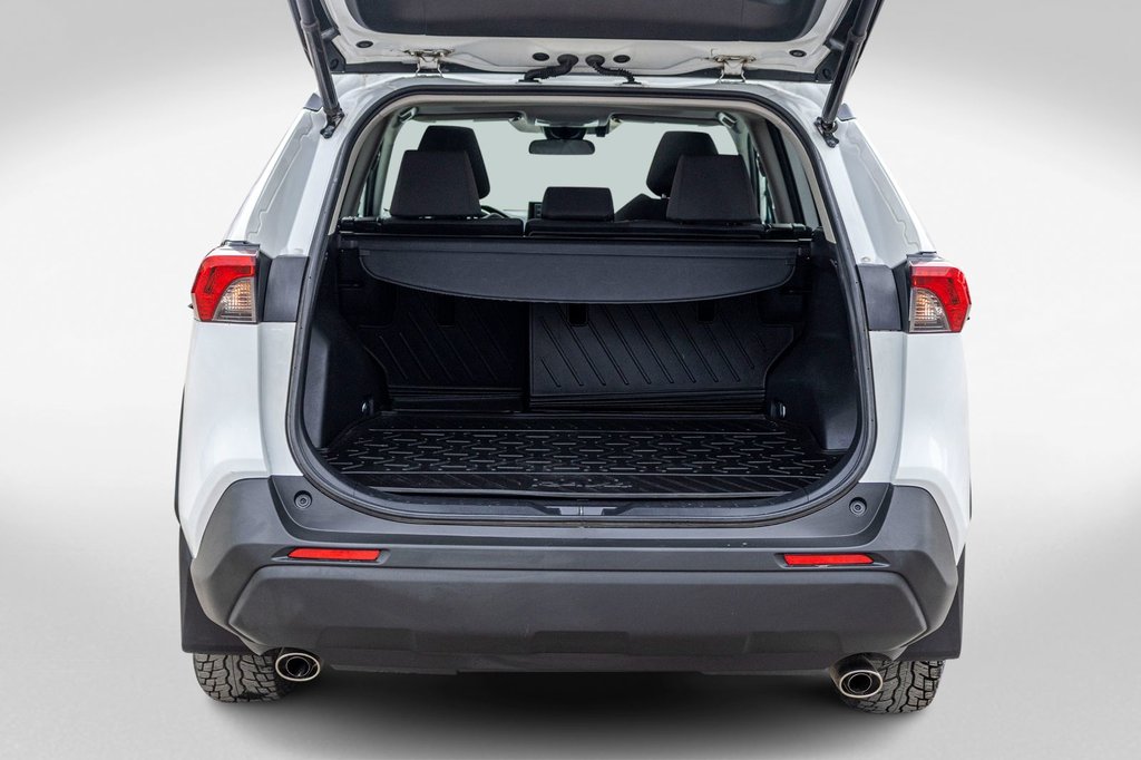 2020 Toyota RAV4 Hybrid XLE in Saint-Jérôme, Quebec - 32 - w1024h768px