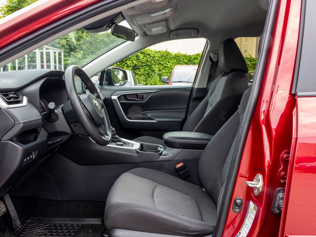 2020 Toyota RAV4 Hybride LE AWD**JAMAIS ACCIDENTÉ + CARPLAY + CAM in Saint-Jérôme, Quebec - 23 - w1024h768px
