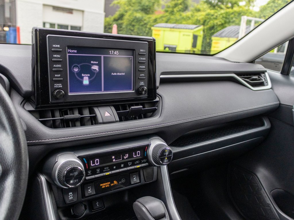 2020 Toyota RAV4 Hybride LE AWD**JAMAIS ACCIDENTÉ + CARPLAY + CAM in Saint-Jérôme, Quebec - 13 - w1024h768px