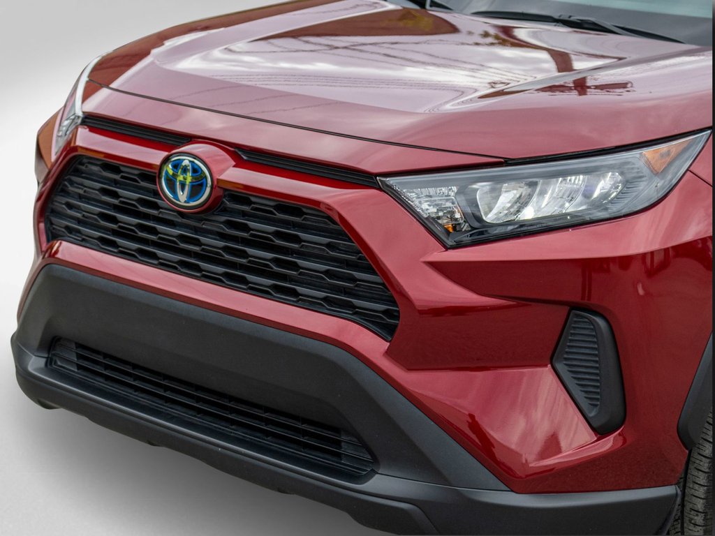 2020 Toyota RAV4 Hybride LE AWD**JAMAIS ACCIDENTÉ + CARPLAY + CAM in Saint-Jérôme, Quebec - 32 - w1024h768px