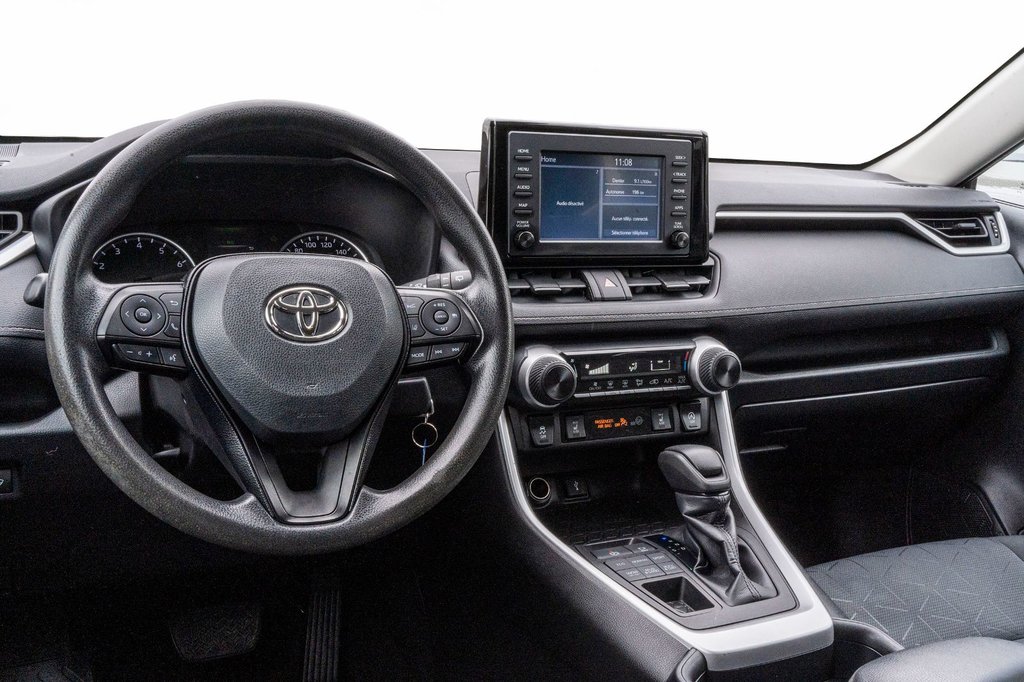 2021 Toyota RAV4 LE AWD **JAMAIS ACCIDENTÉ+CARPLAY+CAMÉRA** in Charlemagne, Quebec - 6 - w1024h768px