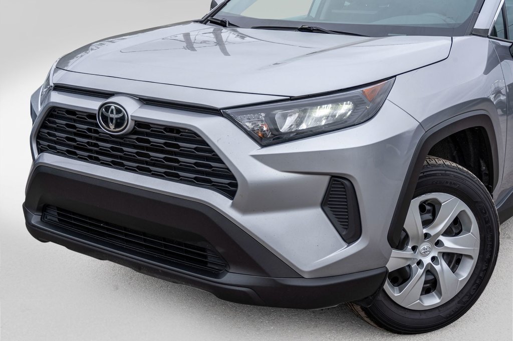 2021 Toyota RAV4 LE AWD **JAMAIS ACCIDENTÉ+CARPLAY+CAMÉRA** in Charlemagne, Quebec - 27 - w1024h768px