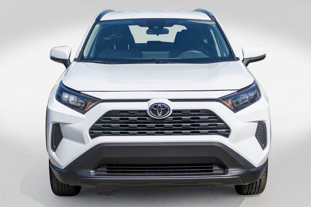 Toyota RAV4 LE AWD **JAMAIS ACCIDENTÉ+CARPLAY+CAMÉRA** 2021 à Charlemagne, Québec - 2 - w1024h768px