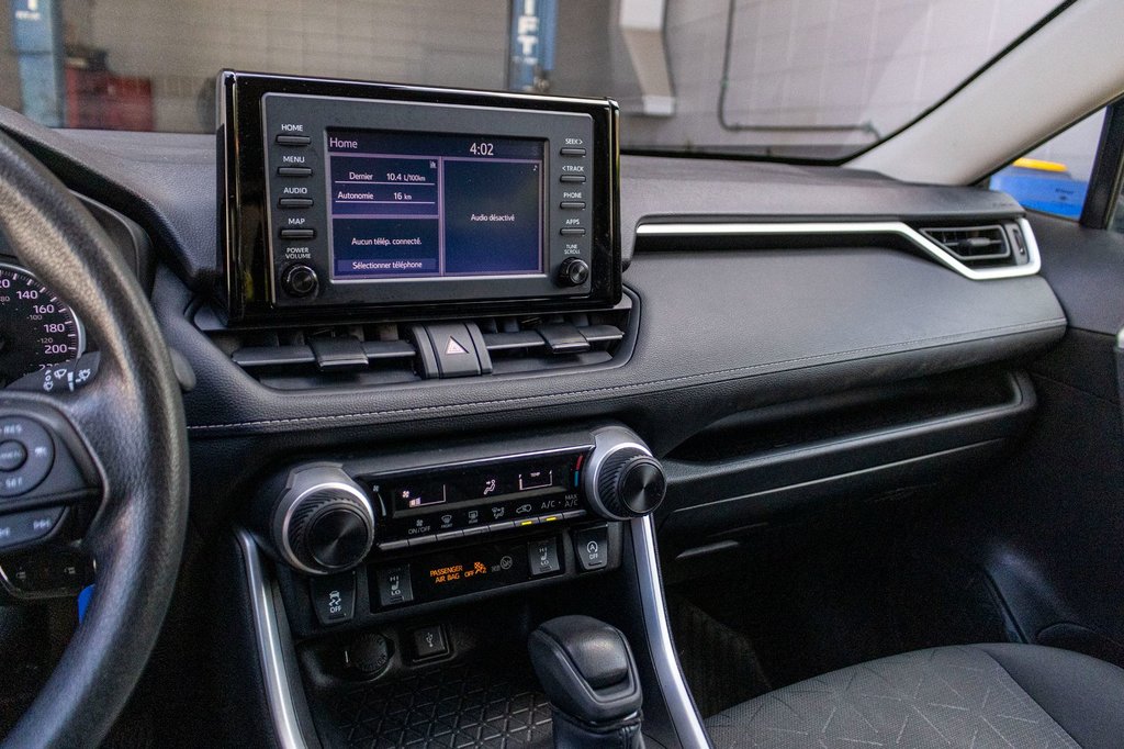 Toyota RAV4 LE AWD **JAMAIS ACCIDENTÉ+CARPLAY+CAMÉRA** 2021 à Charlemagne, Québec - 13 - w1024h768px