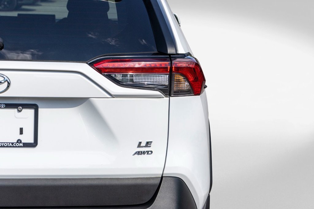 Toyota RAV4 LE AWD **JAMAIS ACCIDENTÉ+CARPLAY+CAMÉRA** 2021 à Charlemagne, Québec - 32 - w1024h768px