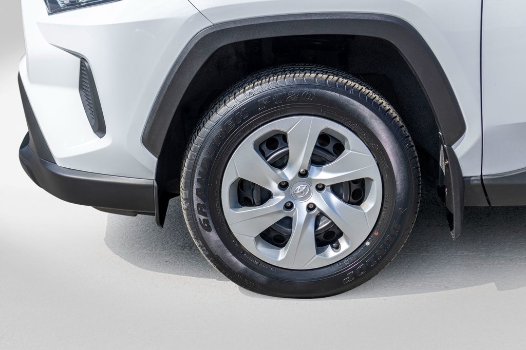 Toyota RAV4 LE AWD **JAMAIS ACCIDENTÉ+CARPLAY+CAMÉRA** 2021 à Charlemagne, Québec - 36 - w1024h768px