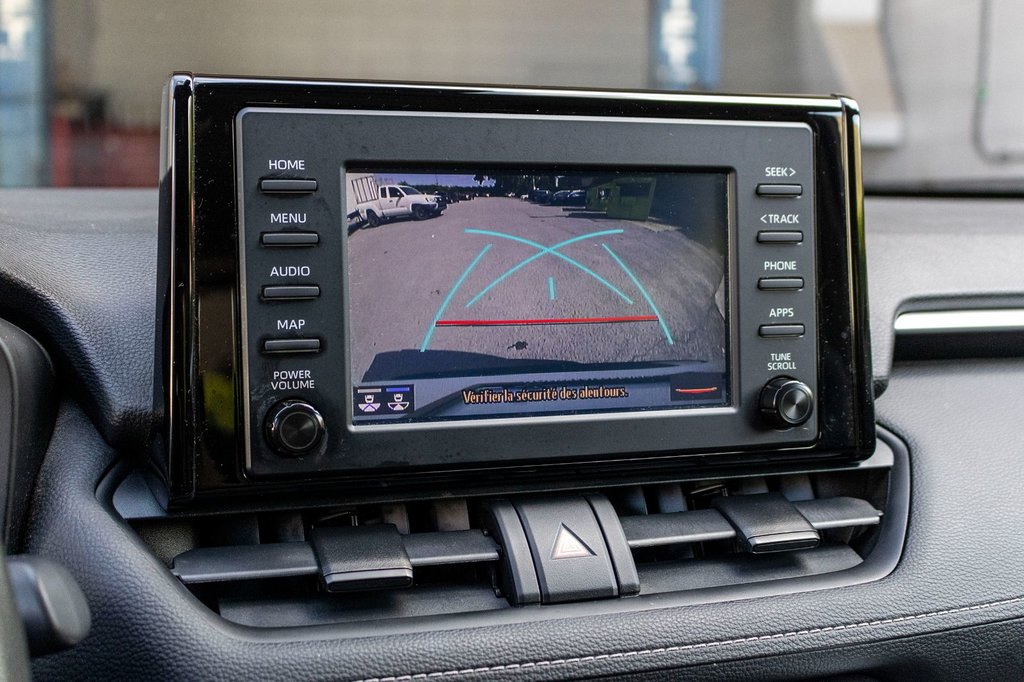 Toyota RAV4 LE AWD **JAMAIS ACCIDENTÉ+CARPLAY+CAMÉRA** 2021 à Charlemagne, Québec - 18 - w1024h768px