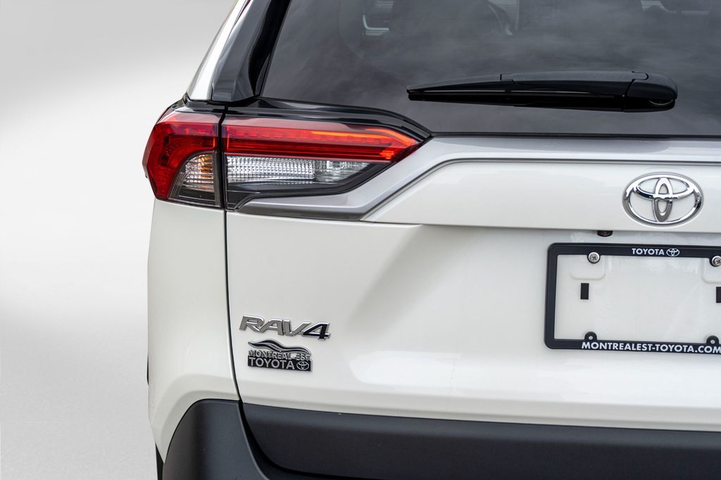 2021 Toyota RAV4 LIMITED **JAMAIS ACCIDENTÉ+CUIR+TOIT+19PO+CARPLAY* in Charlemagne, Quebec - 23 - w1024h768px