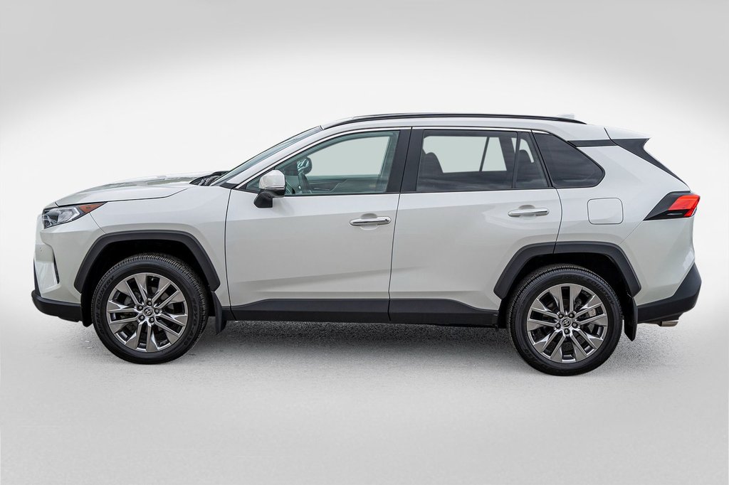 2021 Toyota RAV4 LIMITED **JAMAIS ACCIDENTÉ+CUIR+TOIT+19PO+CARPLAY* in Charlemagne, Quebec - 3 - w1024h768px