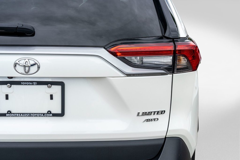 2021 Toyota RAV4 LIMITED **JAMAIS ACCIDENTÉ+CUIR+TOIT+19PO+CARPLAY* in Charlemagne, Quebec - 24 - w1024h768px