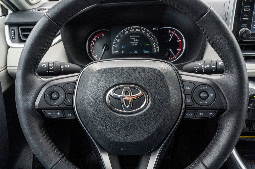 2021 Toyota RAV4 LIMITED **JAMAIS ACCIDENTÉ+CUIR+TOIT+19PO+CARPLAY* in Charlemagne, Quebec - 8 - w1024h768px