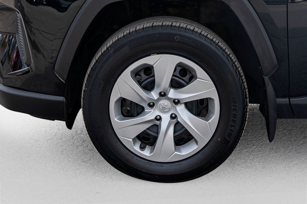2021 Toyota RAV4 LE **JAMAIS ACCIDENTÉ+CARPLAY+SIÈGES CHAUFFANTS** in Charlemagne, Quebec - 29 - w1024h768px