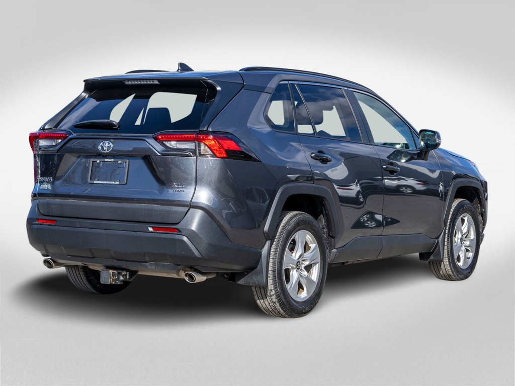 2021 Toyota RAV4 XLE AWD **JAMAIS ACCIDENTÉ+CARPLAY+TOIT+MAG** in Charlemagne, Quebec - 6 - w1024h768px